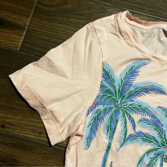 Tommy Bahama Women’s Tee Blouse Pink with Purple Palm Trees M Cotton Tencel - Picture 3 of 9